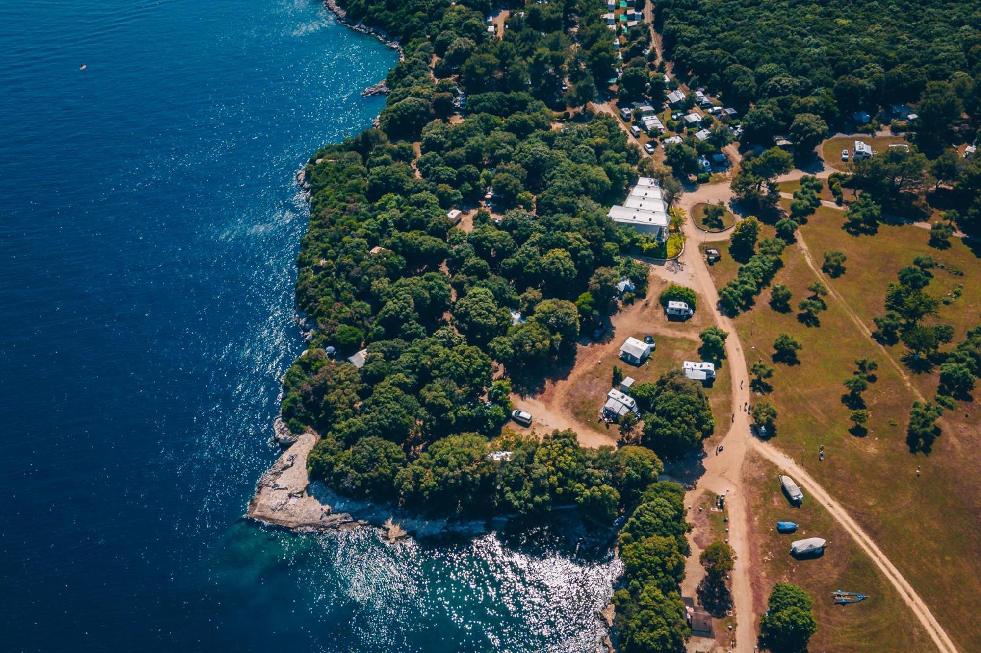 Maistra Camping Koversada Uncovered Naturist Pitches Върсар Екстериор снимка