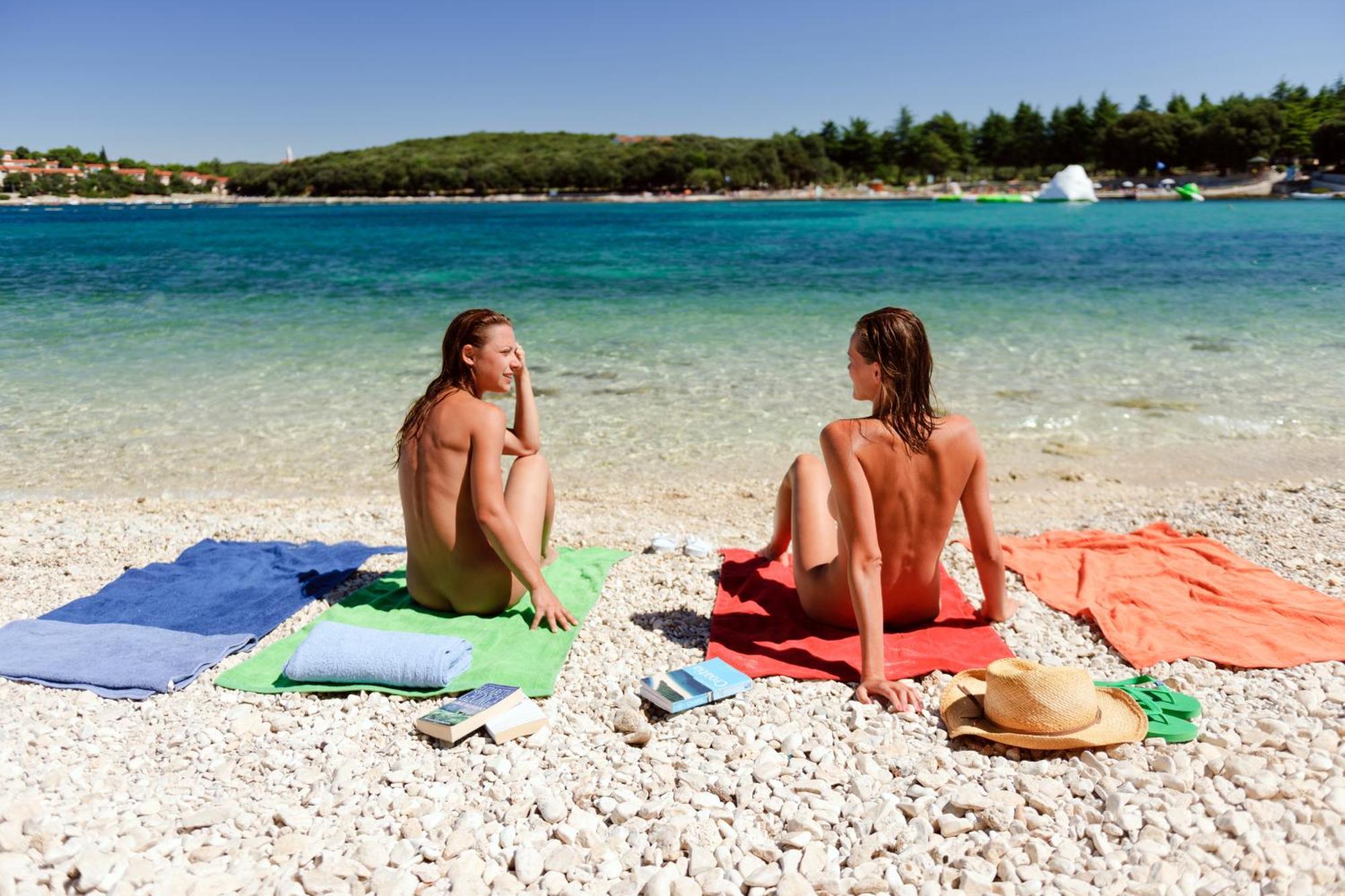 Maistra Camping Koversada Uncovered Naturist Pitches Върсар Екстериор снимка