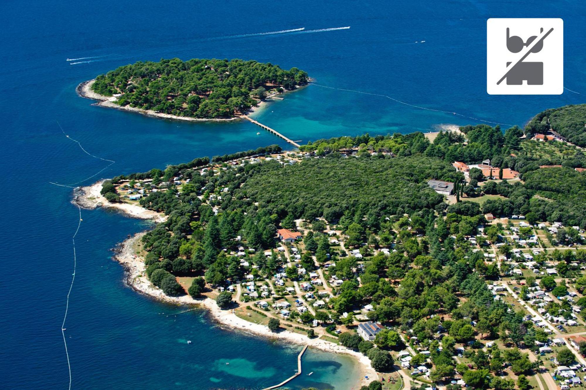 Maistra Camping Koversada Uncovered Naturist Pitches Върсар Екстериор снимка