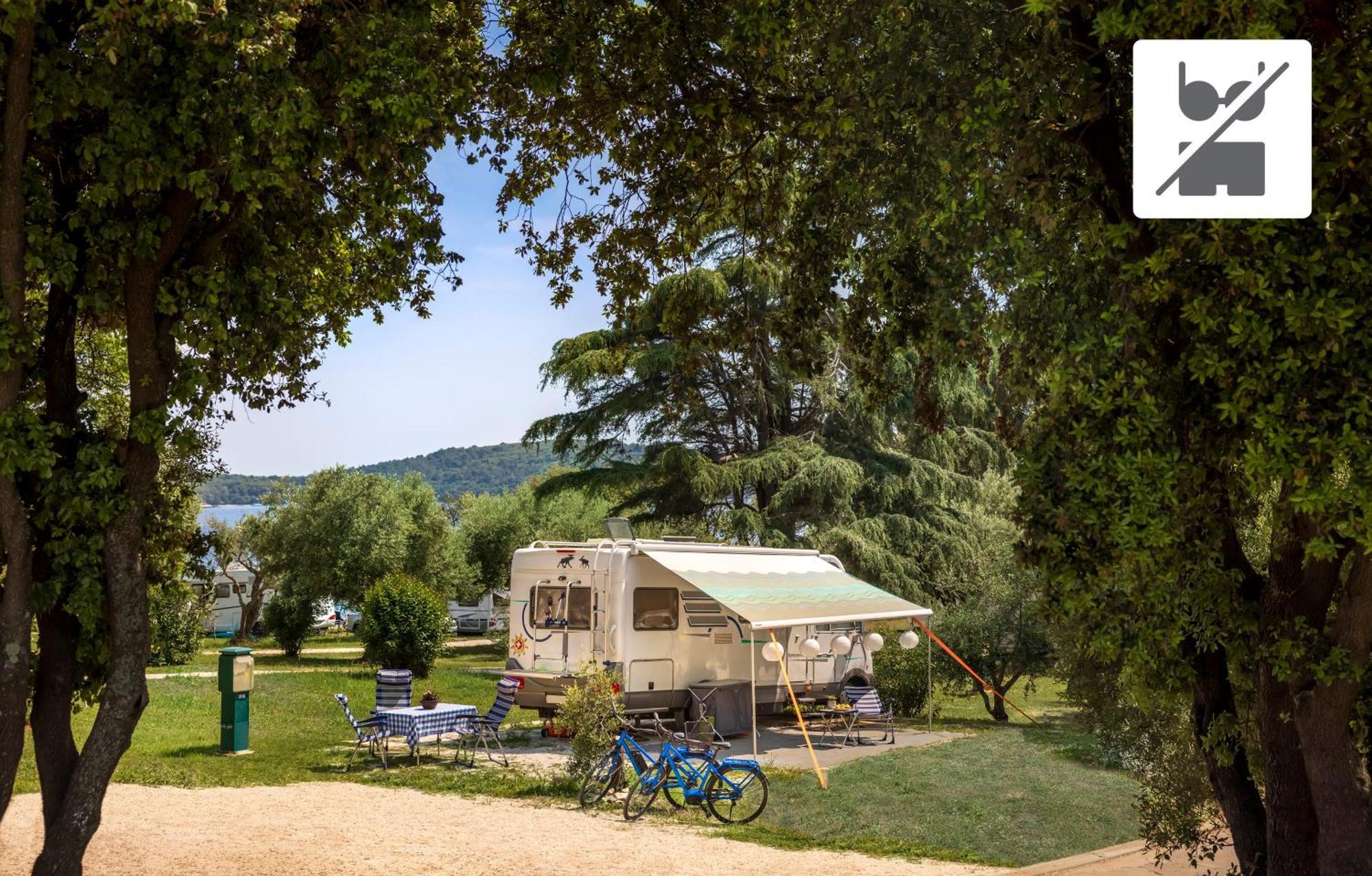 Maistra Camping Koversada Uncovered Naturist Pitches Върсар Екстериор снимка